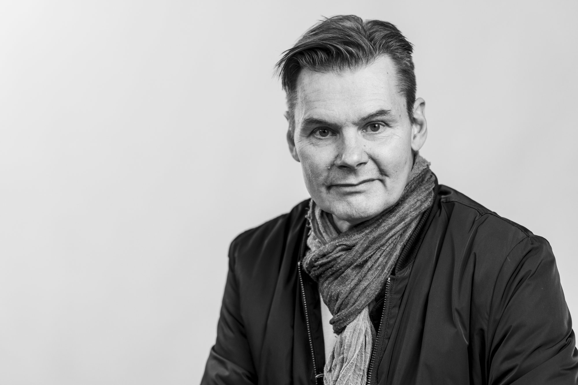 Portrait of Henrik Björlin, black and white